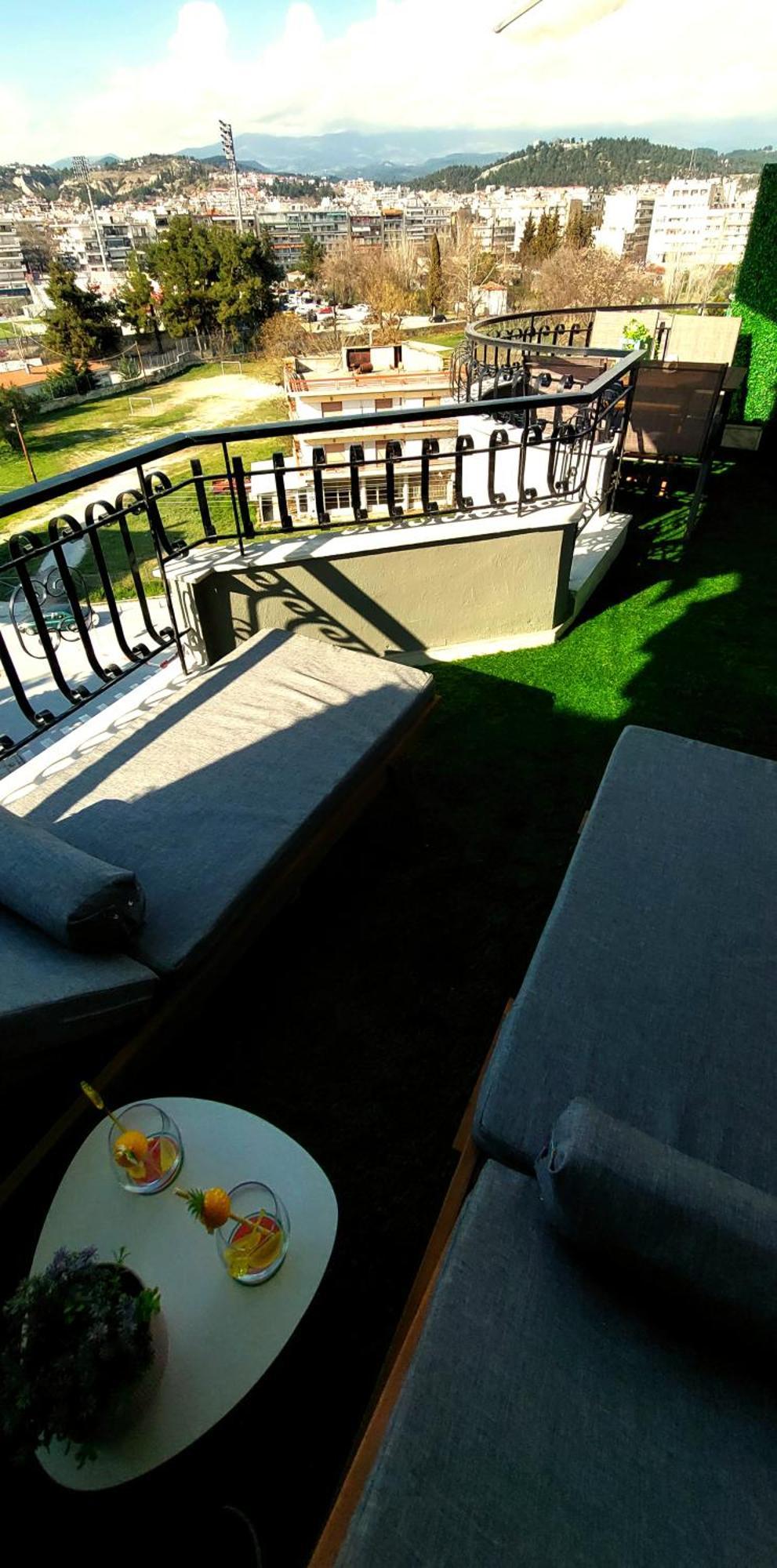 Sky View Suite เซเรส ภายนอก รูปภาพ
