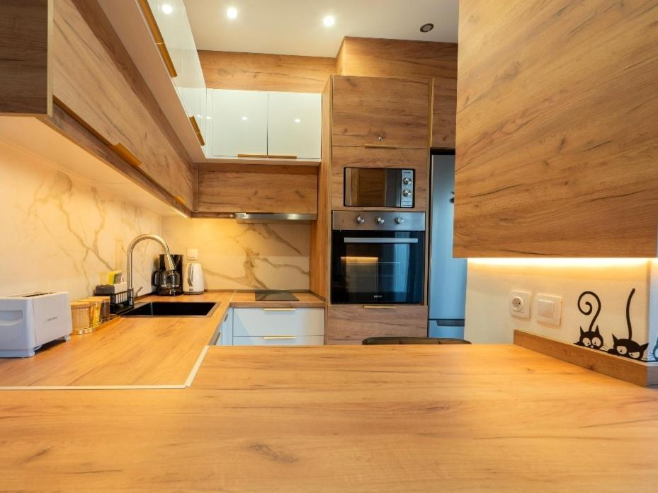 Sky View Suite เซเรส ภายนอก รูปภาพ